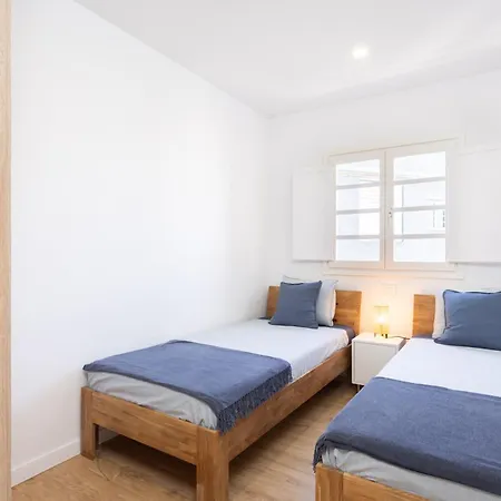 Family Friendly Summa Haus Apartament *