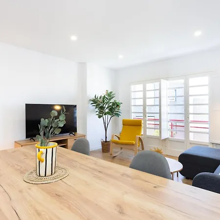 Family Friendly Summa Haus Apartament